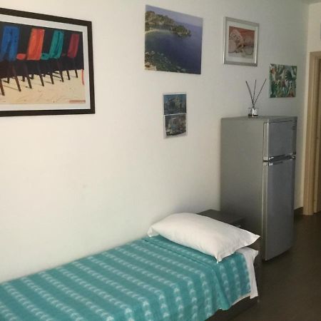 Ferienwohnung Taormina Stationhouse Exterior foto