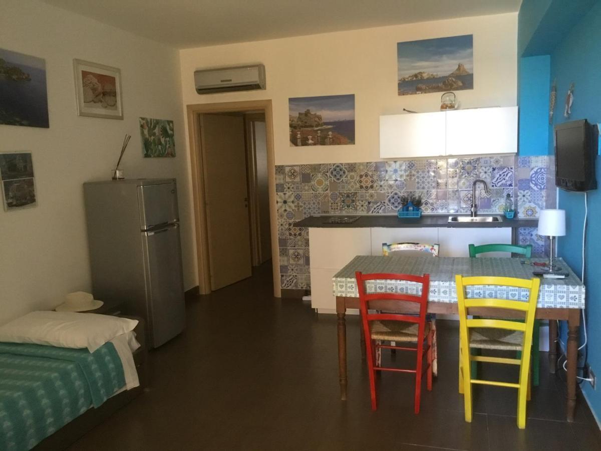 Ferienwohnung Taormina Stationhouse Exterior foto