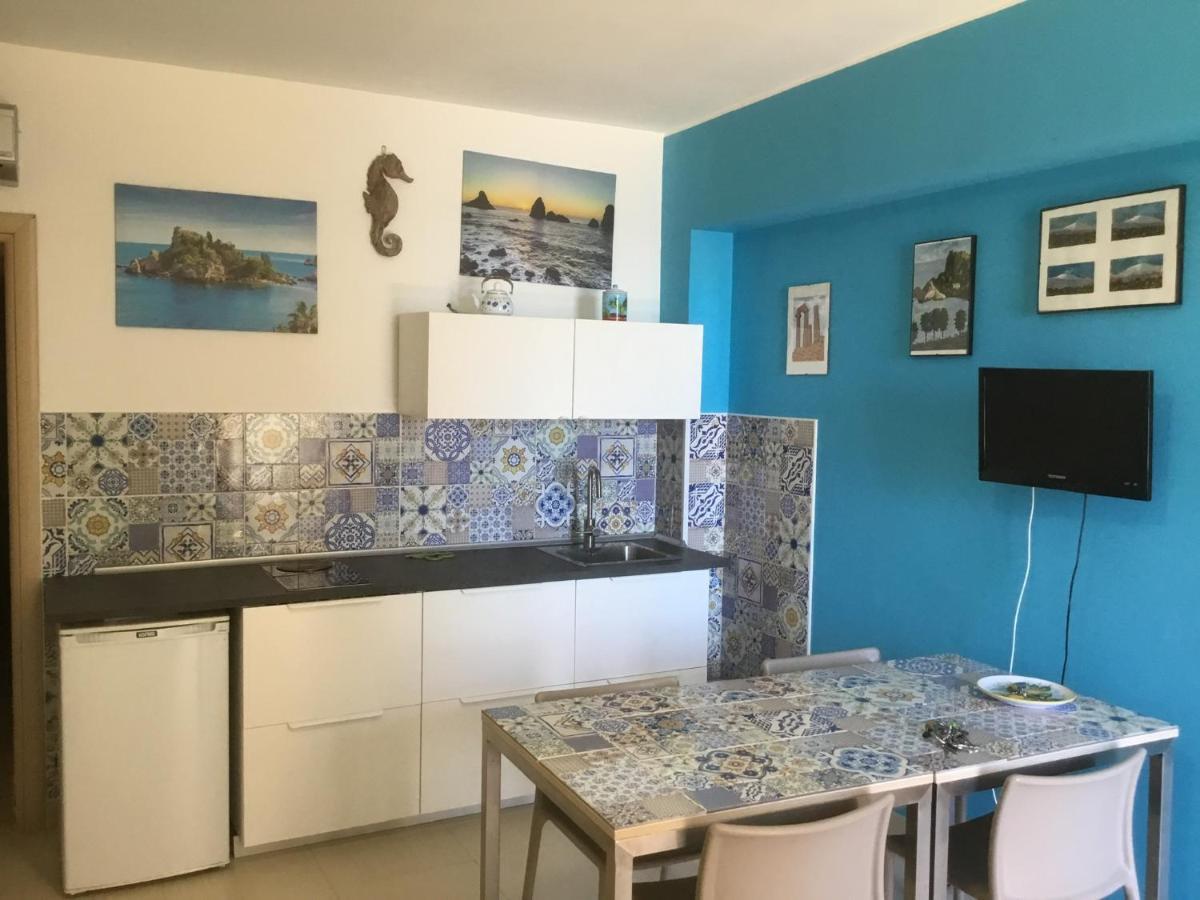 Ferienwohnung Taormina Stationhouse Exterior foto